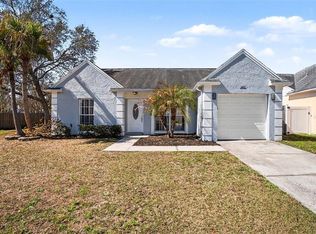 1657 Palm Leaf Dr, Brandon, FL 33510