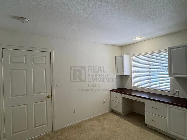 1266 Euclid St — Photo 13