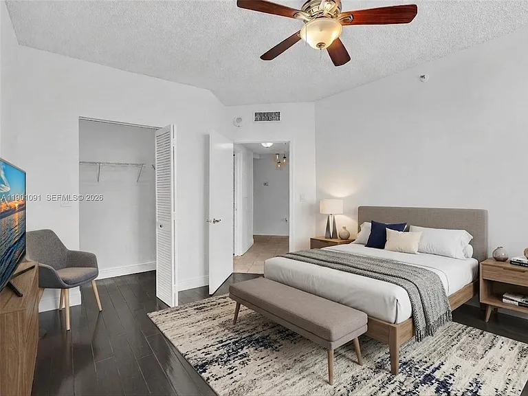 6422 Collins Ave #701 — Photo 17