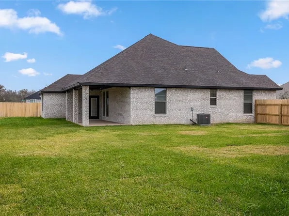2918 Bombay Ct, Bryan, TX 77808