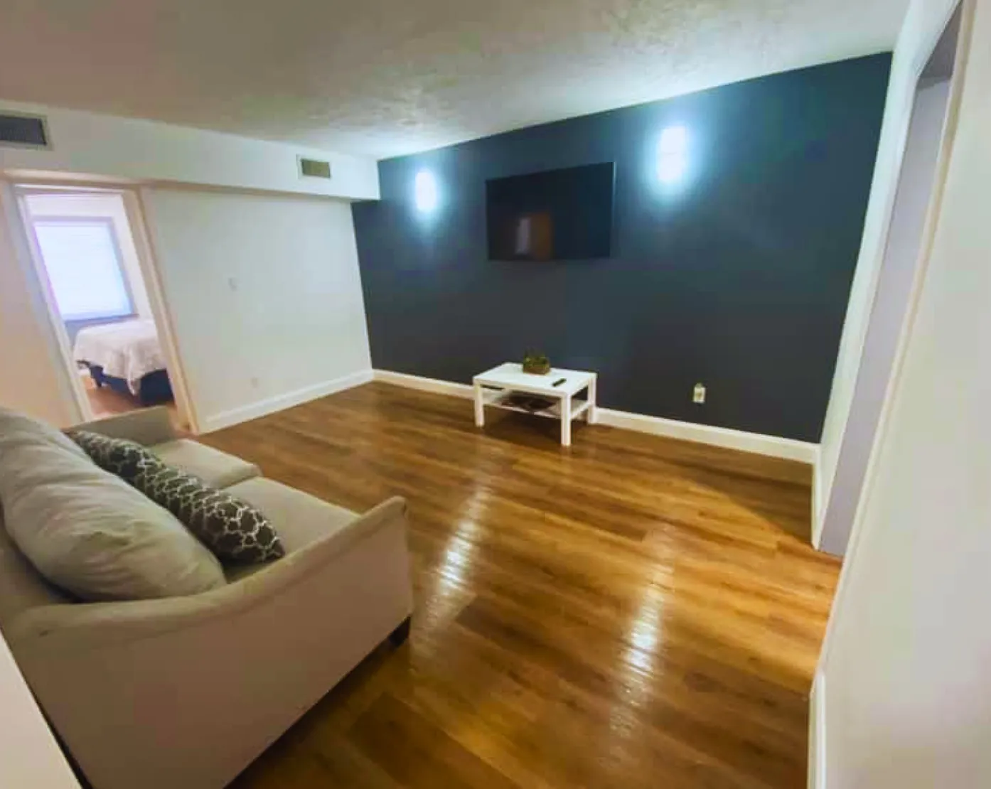 2 bed, $1,500 — Photo 2