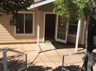 10649 Commerce, tujunga, CA 91042