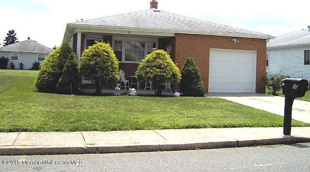 1st image of 36 Port Royal Dr