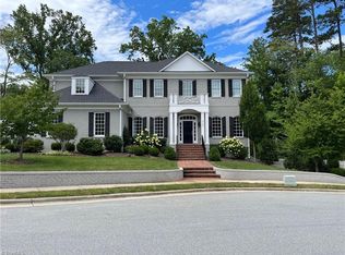 2107 Berkshire Ln, Greensboro, NC 27408