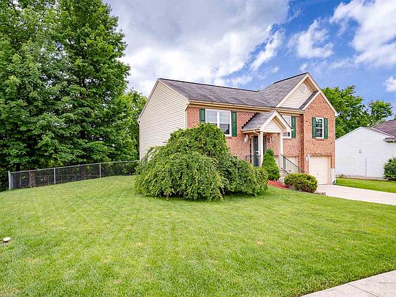 3rd image of 725 Bear Ct