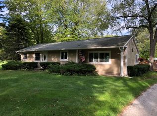 4910 S Hilton Park Rd, Fruitport, MI 49415