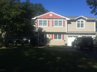 15 N Tunesbrook Dr, Toms River, NJ