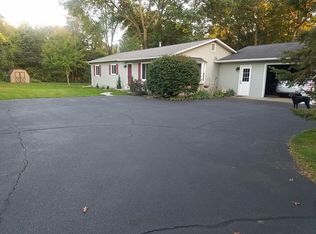 8466 N 12th St, Kalamazoo, MI 49009