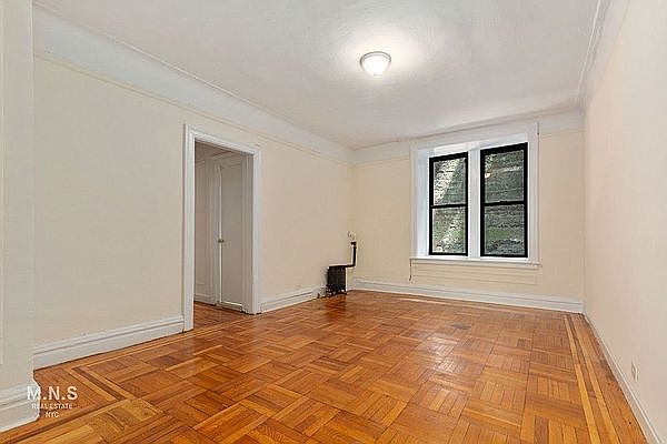 1st image of 9 Seaman Ave APT L