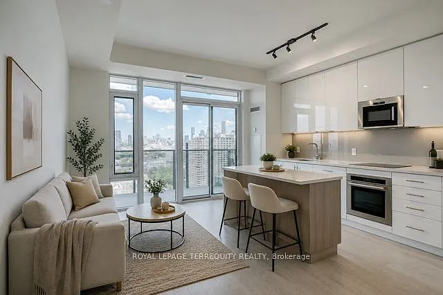 330 Richmond St W #2308 — Photo 1