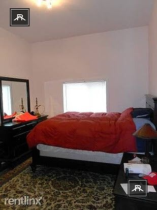 4th image of 22 Ashford St #2