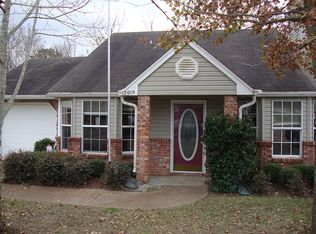 2019 Fox Cv W, Jackson, MS 39272