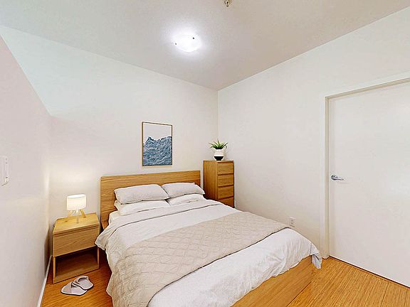 4th image of 6005 Walter Gage Rd #0