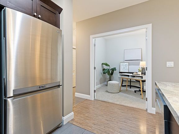 3rd image of 45640 Alma Ave #406