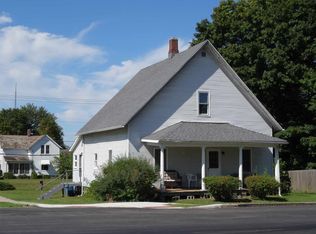 218 S Main St, Wolcottville, IN