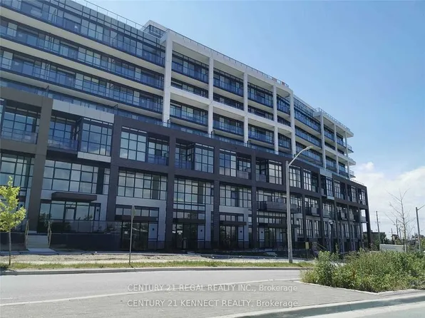 60 George Butchart Dr #722, Toronto, ON M3K 1Y2