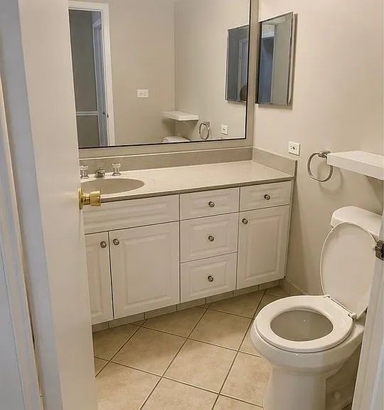 1540 N Pepper Tree Dr — Photo 3