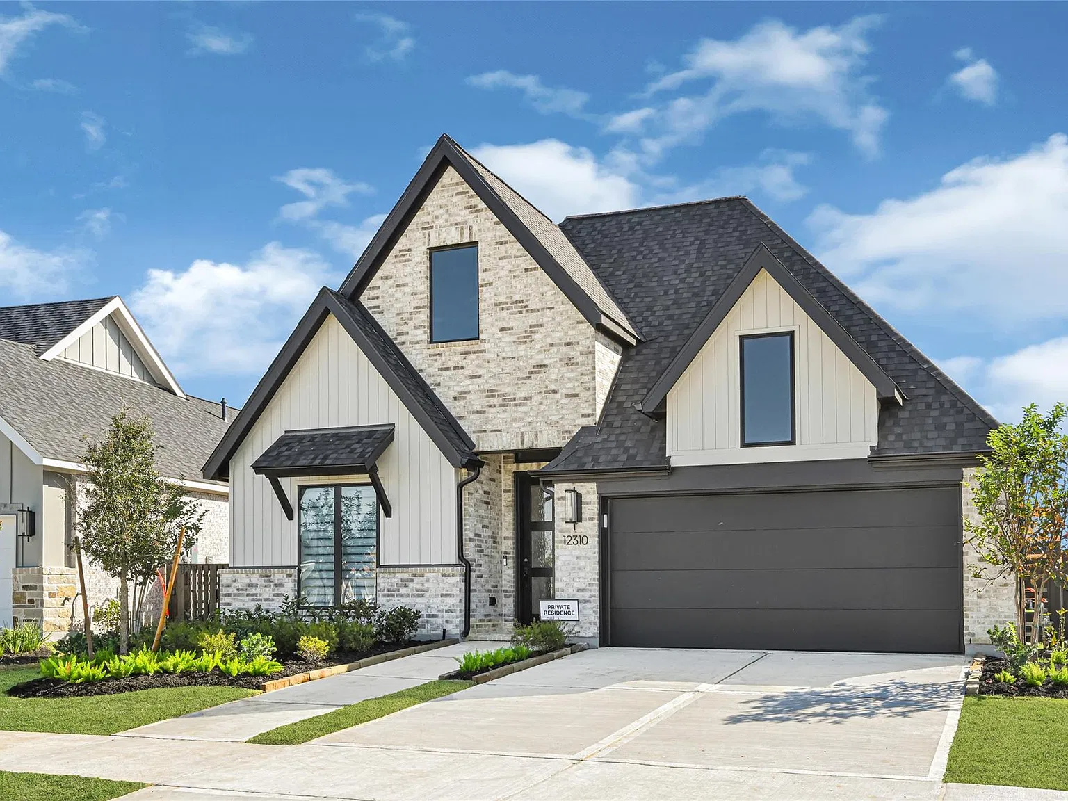 4 bed, 3.5 bath, 2619 sqft, $3,650 — Photo 2