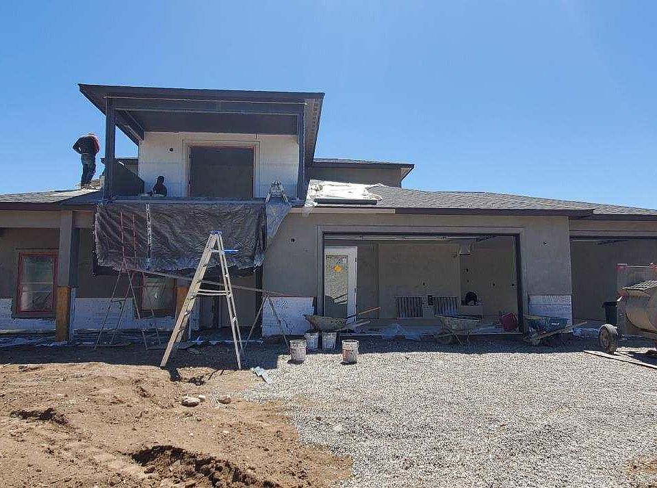 1st image of 242 Esperanza Ct