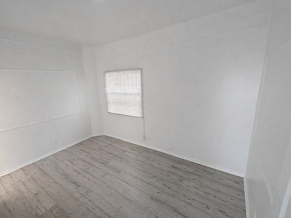 5th image of 1302 Pacific Ave APT 02