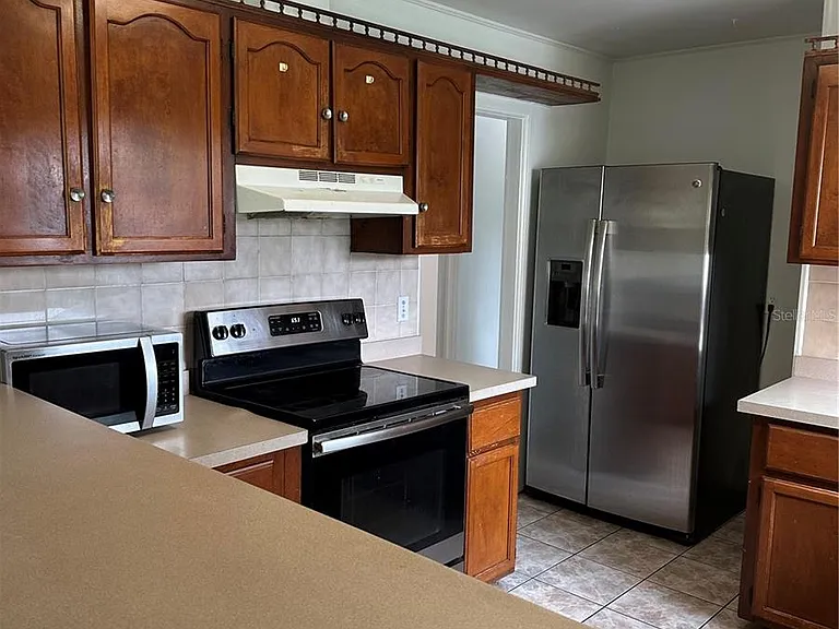9160 Valencia College Ln — Photo 12