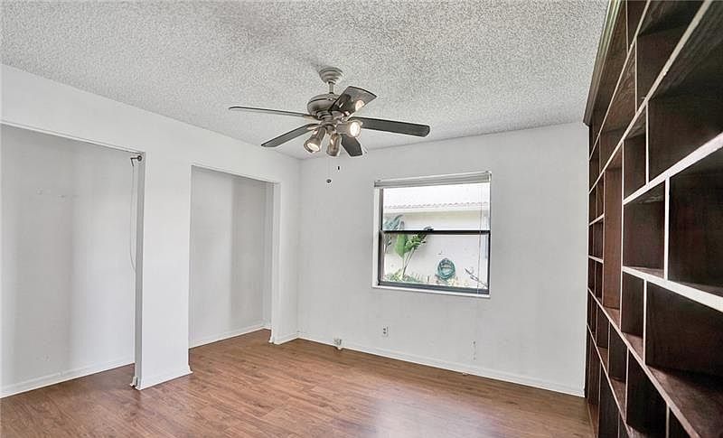 1st image of 4009 NW 73rd Ave