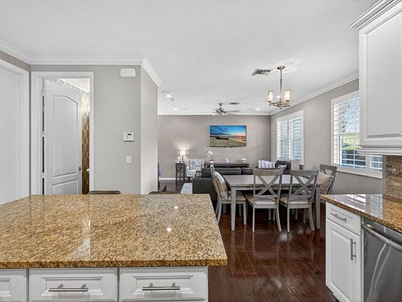 3rd image of 4543 Mediterranean Cir
