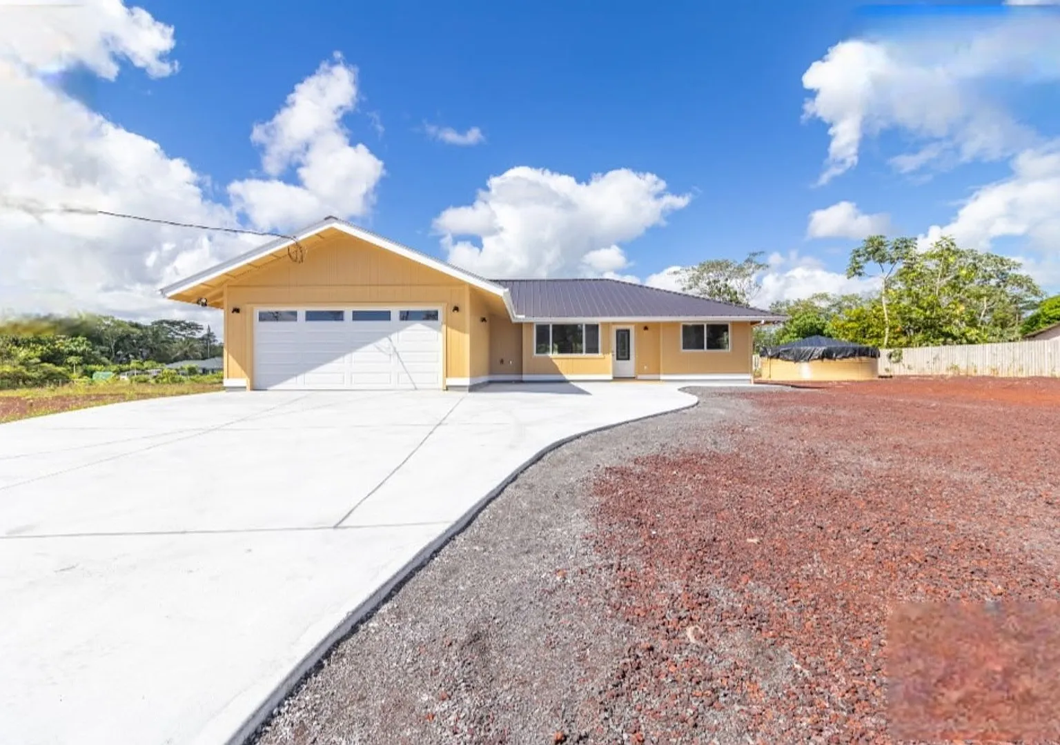 Beautiful 3 Bedroom Property in HPP — Photo 1