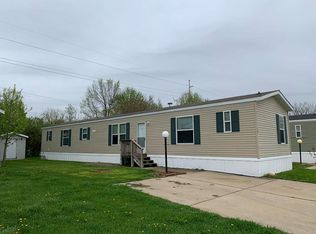 3319 Ridgewood Ave TRLR 16, Springfield, IL 62702