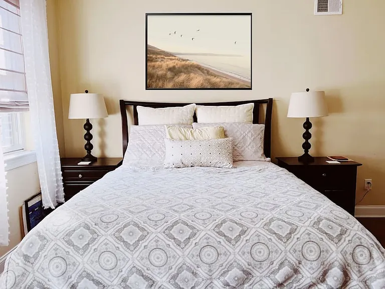 1719 Cambridge St — Photo 11