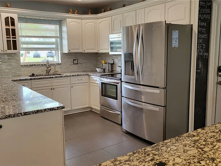 1403 Davis Dr — Photo 12