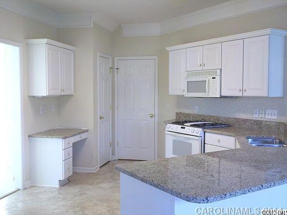 4th image of 10190 Claybrooke Dr
