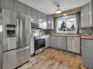 10435 39a Ave NW, Edmonton, AB T6J 2J5