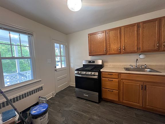 2nd image of 8 Ryckman Ave Unit 2