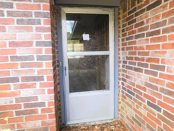 3rd image of 203 Gary Dr