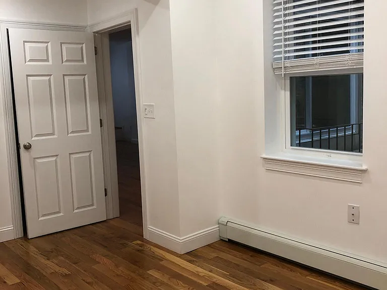 12 Hull St #1 — Photo 6