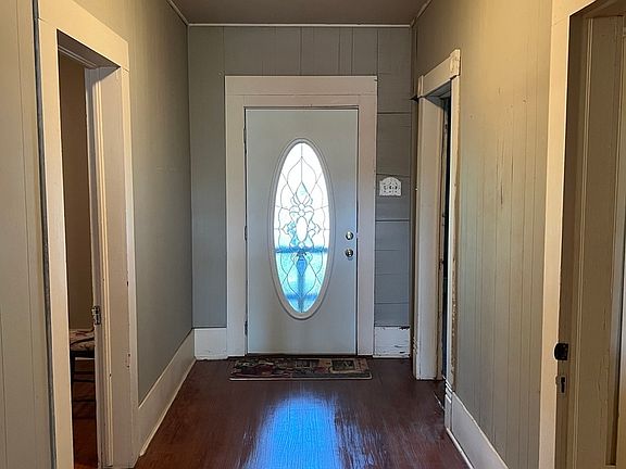 3rd image of 315 W Nichols St