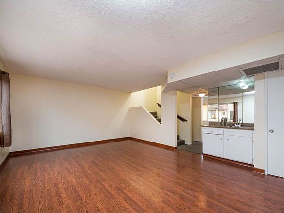 3rd image of 8532 Columbus Ave Unit 16