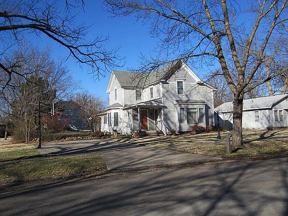 4th image of 213 S Jefferson St