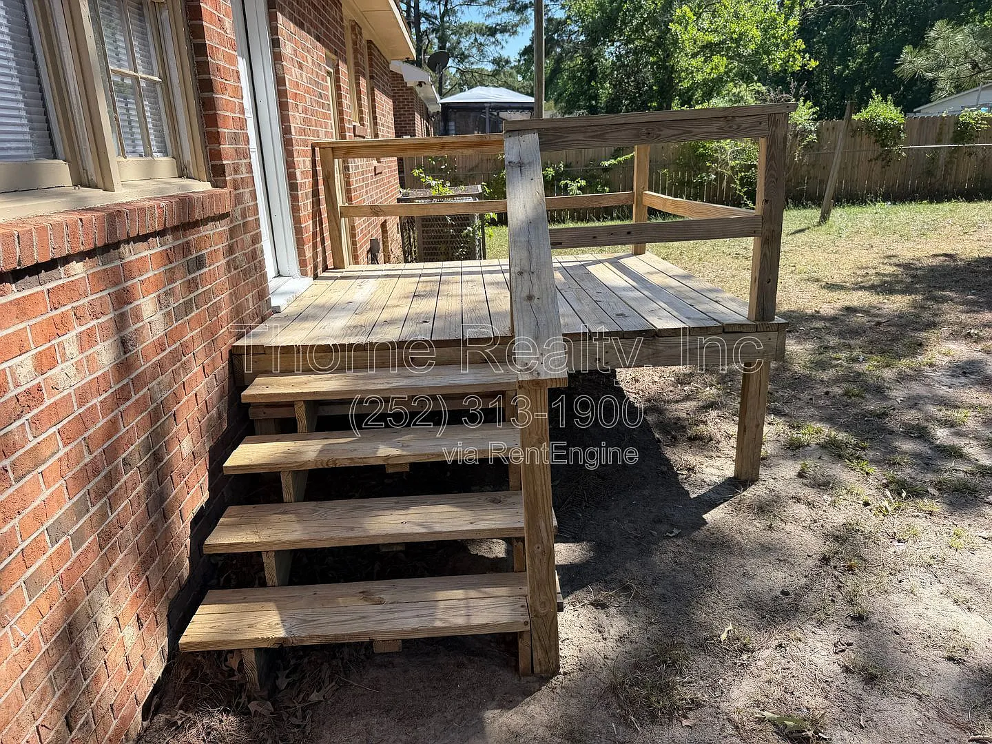 3 bed, 1.5 bath, 1068 sqft, $1,150 — Photo 3