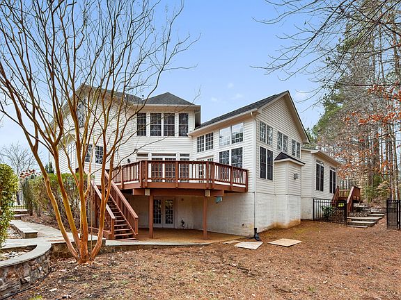 2nd image of 8 Torey Ct