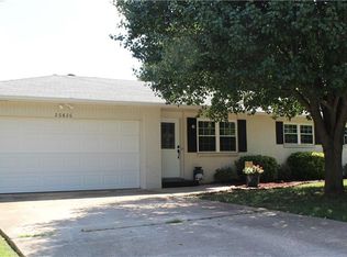 20826 Lakeshore Dr #1063, Springdale, AR 72764