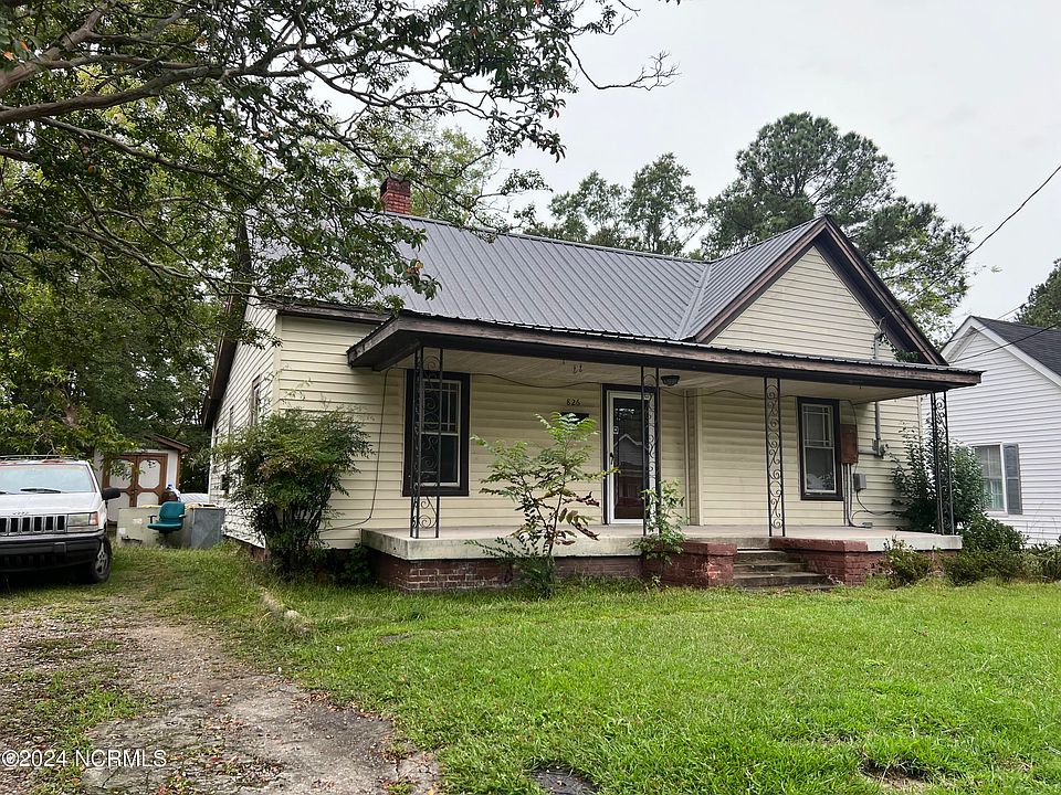 2nd image of 826 S 5th Street
