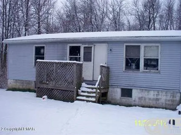 109 Zorn Ter, Tobyhanna, PA 18466