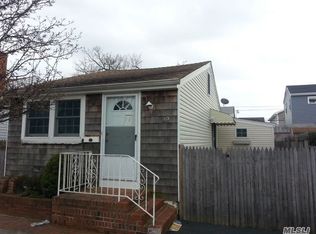 49 Lawrence St, East Rockaway, NY 11518
