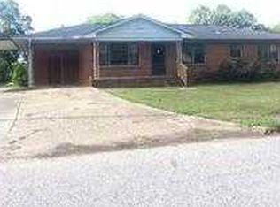 44 Booth Est, Northport, AL 35473