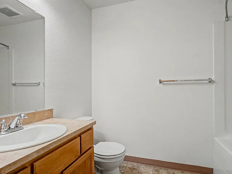 The Apartments at Cinnamon Lakes — Photo 21