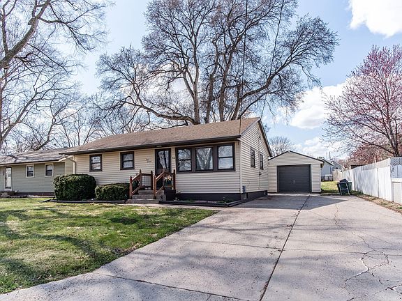4th image of 316 Arnold Ave