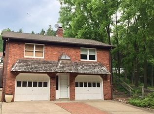 3383 Crissman Dr, Aliquippa, PA 15001