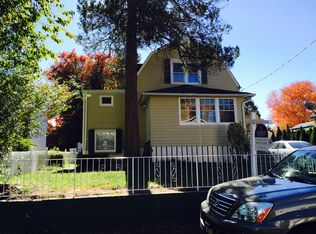 50 Davis Dr, Bergenfield, NJ 07621